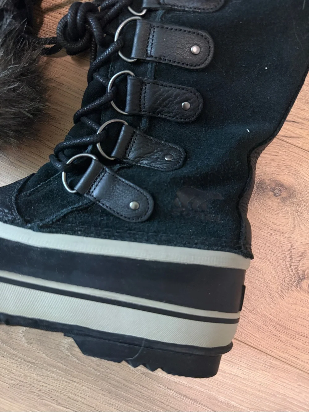 SOREL Women's Black Joan of Arctic Waterproof Winter Boots size Women’s 9.5